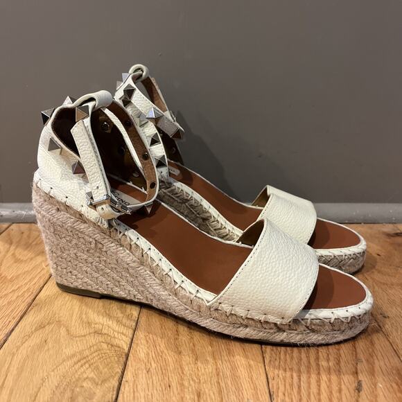 VALENTINO GARAVANI Rockstud Double Leather Wedge Espadrille Sandals Sz 39 / 9 - Picture 1 of 13